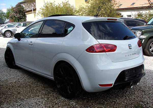 Seat Leon cena 44800 przebieg: 182600, rok produkcji 2012 z Bukowno małe 742